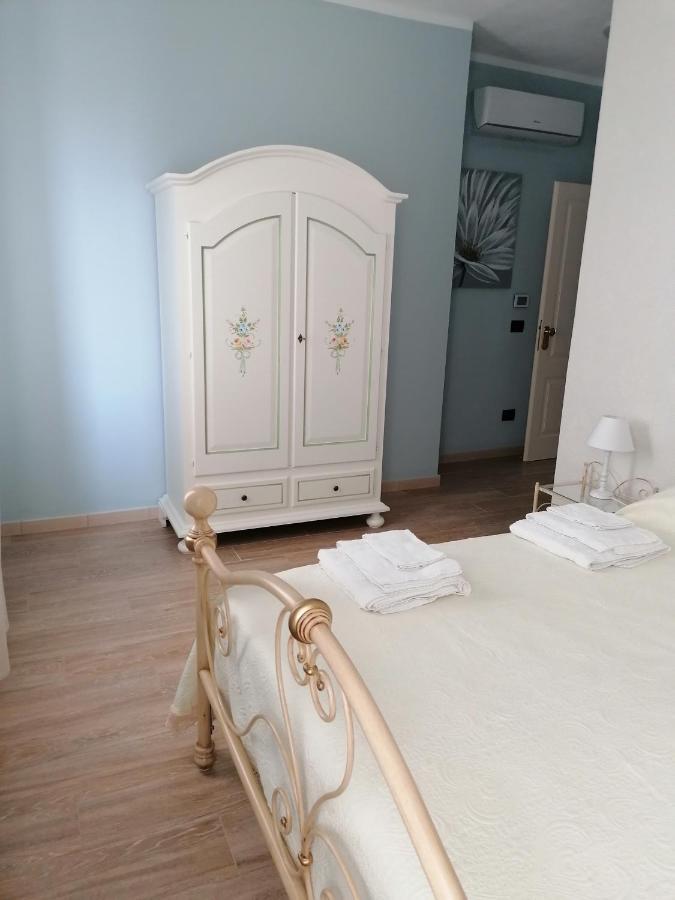 B&B Villa Preziosa Lago Maggiore Lesa Eksteriør billede